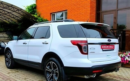 Ford Explorer VI, 2013 год, 1 900 000 рублей, 2 фотография