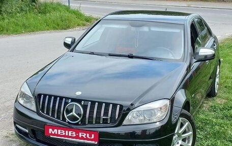 Mercedes-Benz C-Класс, 2008 год, 1 000 000 рублей, 3 фотография