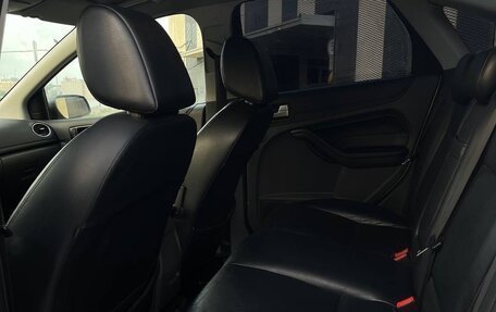 Ford Focus II рестайлинг, 2005 год, 430 000 рублей, 18 фотография