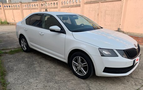 Skoda Octavia, 2017 год, 1 235 000 рублей, 8 фотография