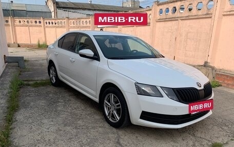 Skoda Octavia, 2017 год, 1 235 000 рублей, 2 фотография