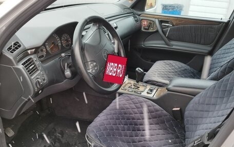 Mercedes-Benz E-Класс, 2000 год, 580 000 рублей, 7 фотография