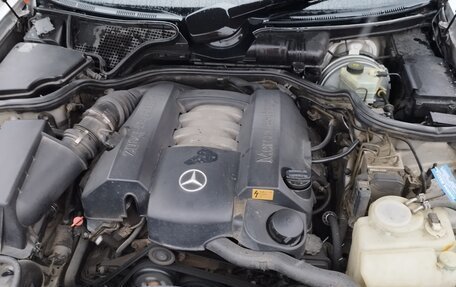 Mercedes-Benz E-Класс, 2000 год, 580 000 рублей, 16 фотография