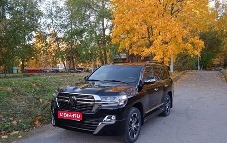 Toyota Land Cruiser 200, 2020 год, 13 500 000 рублей, 4 фотография