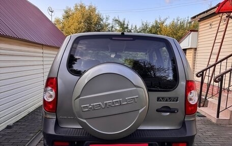 Chevrolet Niva I рестайлинг, 2011 год, 550 000 рублей, 8 фотография