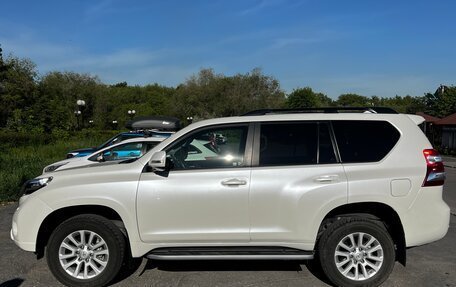 Toyota Land Cruiser Prado 150 рестайлинг 2, 2017 год, 5 150 000 рублей, 4 фотография