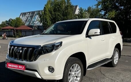 Toyota Land Cruiser Prado 150 рестайлинг 2, 2017 год, 5 150 000 рублей, 3 фотография