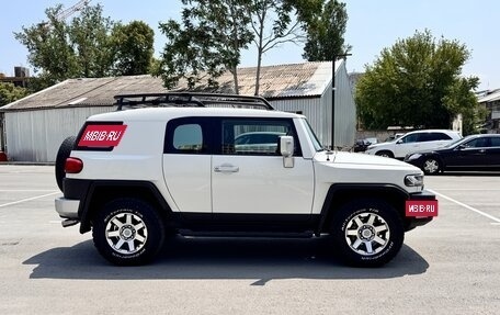 Toyota FJ Cruiser, 2021 год, 6 150 000 рублей, 4 фотография