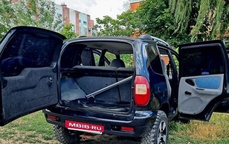 Chevrolet Niva I рестайлинг, 2006 год, 620 000 рублей, 17 фотография