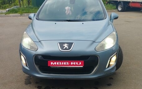 Peugeot 308 II, 2011 год, 595 000 рублей, 7 фотография