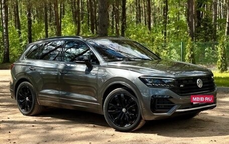 Volkswagen Touareg III, 2019 год, 8 350 000 рублей, 2 фотография