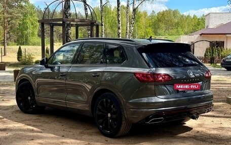 Volkswagen Touareg III, 2019 год, 8 350 000 рублей, 9 фотография