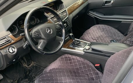 Mercedes-Benz E-Класс, 2011 год, 1 280 000 рублей, 6 фотография