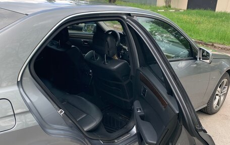 Mercedes-Benz E-Класс, 2011 год, 1 280 000 рублей, 8 фотография