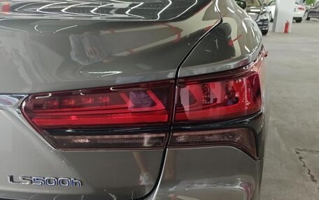 Lexus LS IV, 2022 год, 4 106 887 рублей, 5 фотография