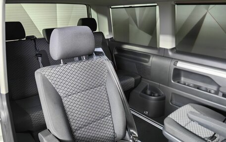 Volkswagen Multivan T6 рестайлинг, 2021 год, 5 100 000 рублей, 17 фотография