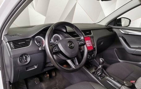 Skoda Octavia, 2017 год, 1 515 000 рублей, 14 фотография