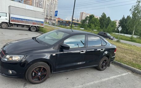 Volkswagen Polo VI (EU Market), 2013 год, 770 000 рублей, 2 фотография