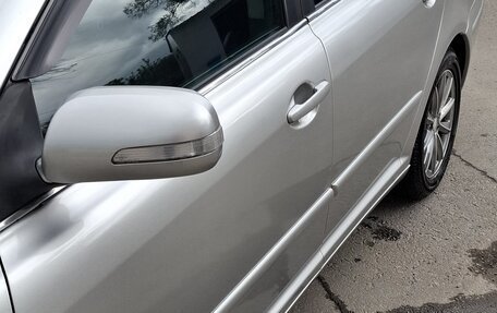Toyota Avensis III рестайлинг, 2003 год, 800 000 рублей, 5 фотография