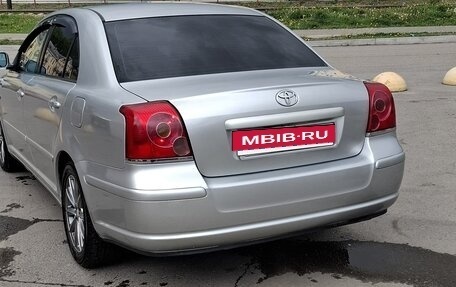 Toyota Avensis III рестайлинг, 2003 год, 800 000 рублей, 6 фотография