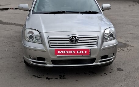 Toyota Avensis III рестайлинг, 2003 год, 800 000 рублей, 11 фотография