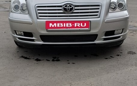 Toyota Avensis III рестайлинг, 2003 год, 800 000 рублей, 14 фотография