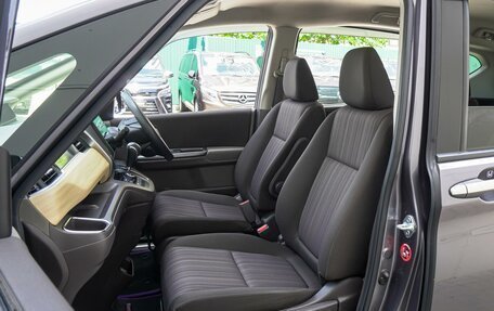 Honda Freed II, 2017 год, 1 680 000 рублей, 8 фотография