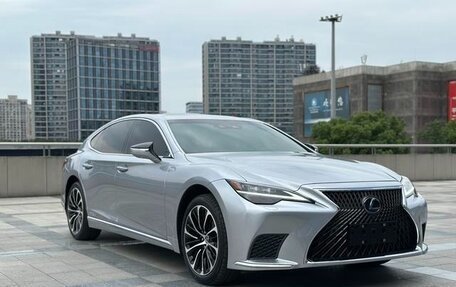 Lexus LS IV, 2022 год, 3 986 887 рублей, 2 фотография
