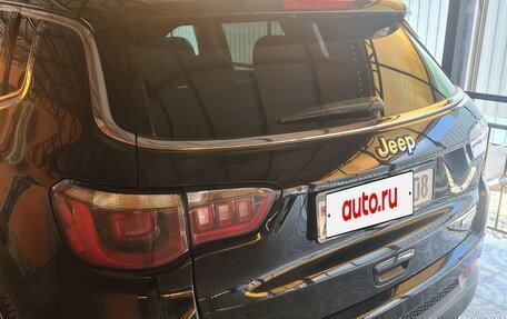 Jeep Compass II, 2018 год, 1 350 000 рублей, 2 фотография