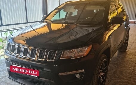 Jeep Compass II, 2018 год, 1 350 000 рублей, 4 фотография