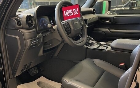 Toyota Land Cruiser Prado, 2024 год, 9 300 000 рублей, 8 фотография