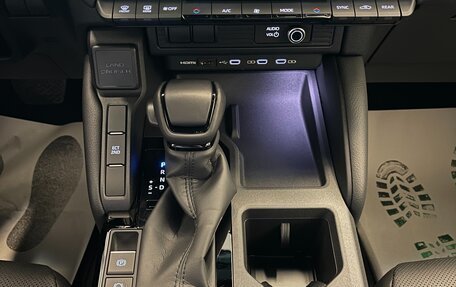 Toyota Land Cruiser Prado, 2024 год, 9 300 000 рублей, 21 фотография