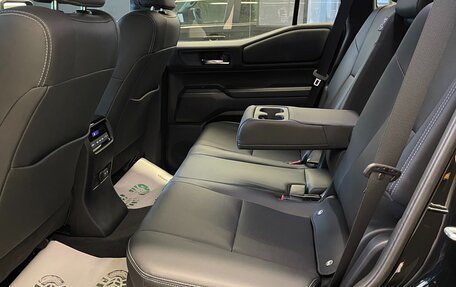 Toyota Land Cruiser Prado, 2024 год, 9 300 000 рублей, 12 фотография