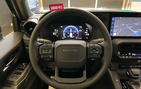 Toyota Land Cruiser Prado, 2024 год, 9 300 000 рублей, 18 фотография