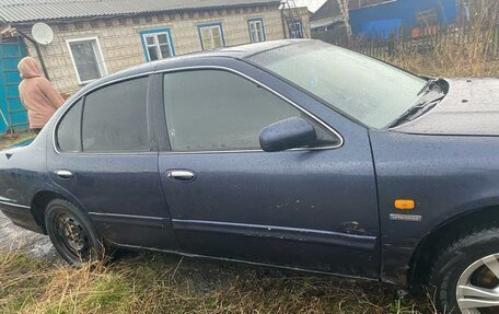 Nissan Maxima IV, 1999 год, 240 000 рублей, 3 фотография