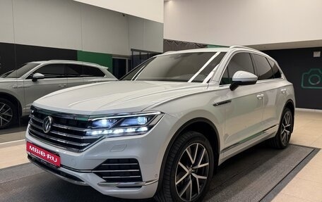 Volkswagen Touareg III, 2019 год, 5 200 000 рублей, 3 фотография