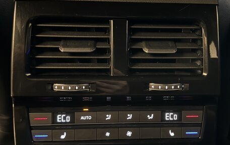 Volkswagen Touareg III, 2019 год, 5 200 000 рублей, 15 фотография