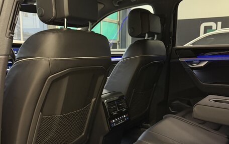 Volkswagen Touareg III, 2019 год, 5 200 000 рублей, 14 фотография
