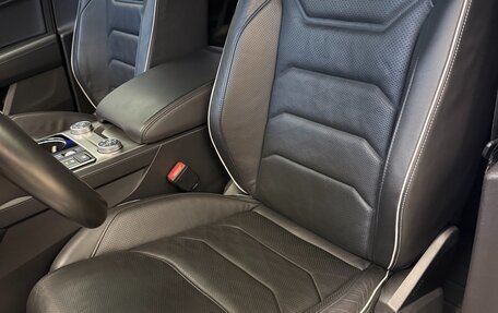 Volkswagen Touareg III, 2019 год, 5 200 000 рублей, 18 фотография
