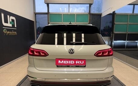 Volkswagen Touareg III, 2019 год, 5 200 000 рублей, 5 фотография