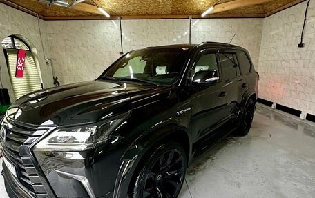 Lexus LX III, 2018 год, 8 250 000 рублей, 3 фотография