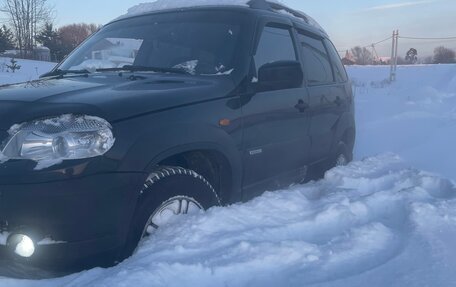 Chevrolet Niva I рестайлинг, 2013 год, 740 000 рублей, 2 фотография