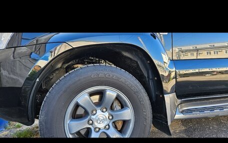 Toyota Land Cruiser Prado 120 рестайлинг, 2008 год, 2 250 000 рублей, 13 фотография