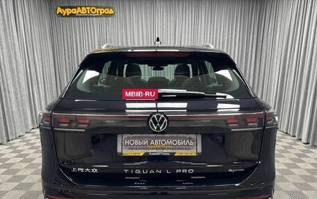 Volkswagen Tiguan, 2024 год, 4 495 000 рублей, 11 фотография