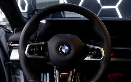BMW 5 серия, 2024 год, 6 950 000 рублей, 14 фотография