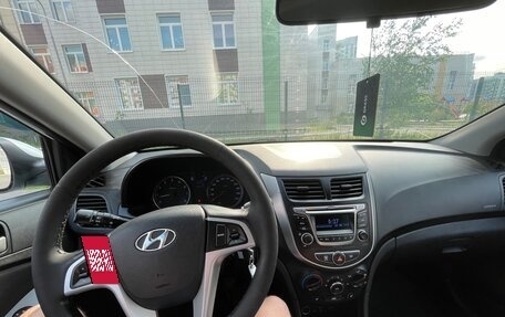 Hyundai Solaris II рестайлинг, 2016 год, 820 000 рублей, 7 фотография