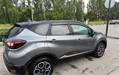 Renault Kaptur I рестайлинг, 2021 год, 1 590 000 рублей, 3 фотография