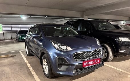 KIA Sportage IV рестайлинг, 2020 год, 2 000 000 рублей, 23 фотография