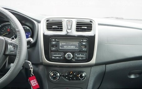 Renault Sandero II рестайлинг, 2015 год, 750 000 рублей, 10 фотография