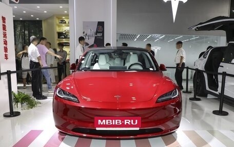 Tesla Model 3 I, 2025 год, 5 700 000 рублей, 8 фотография